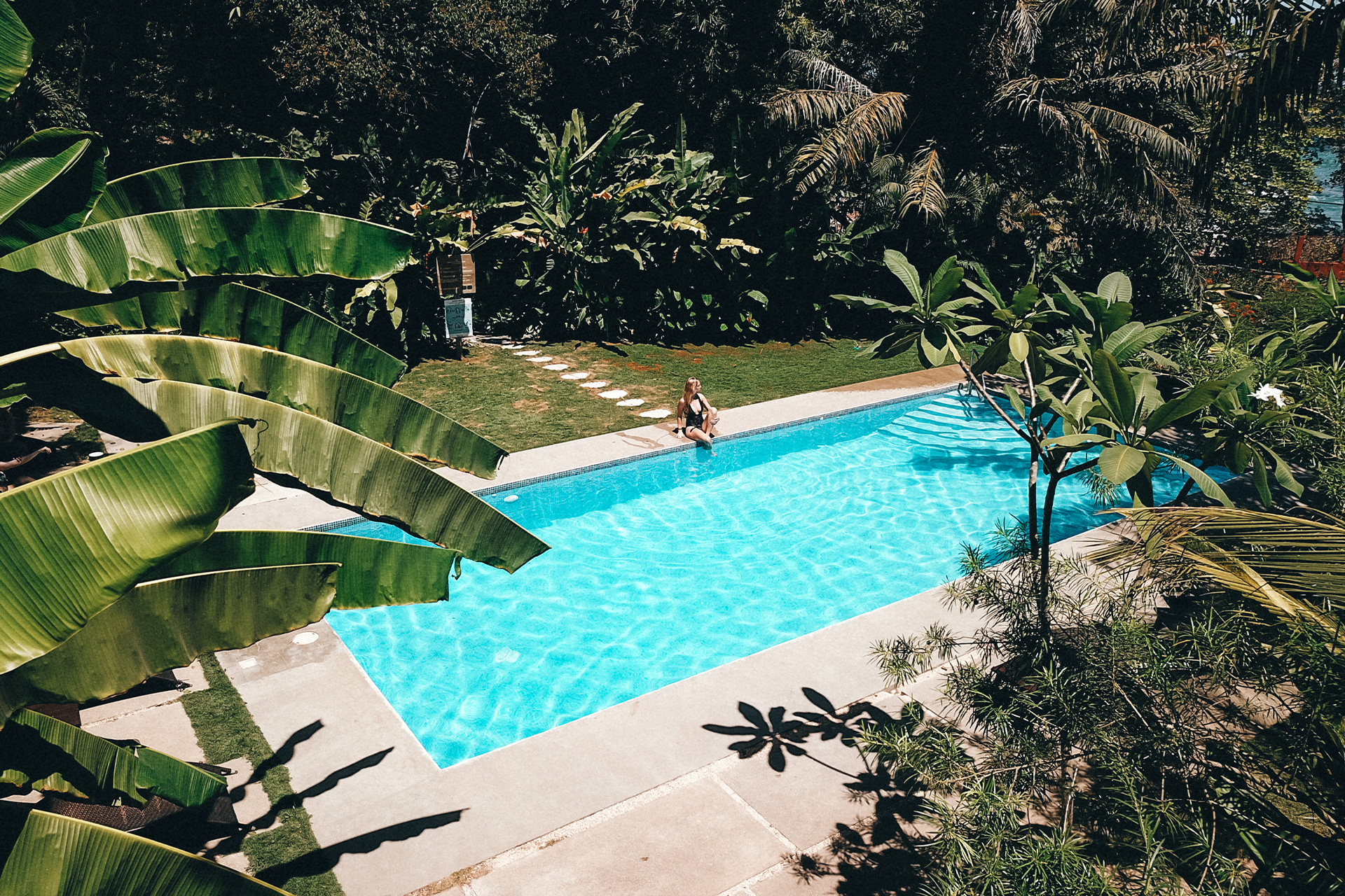 Garden & Pool